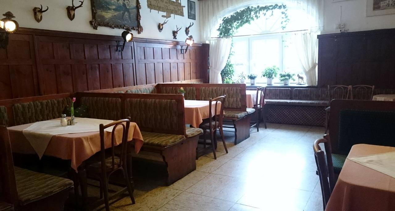 Hotel Zum Goldenen Hirschen Göstling an der Ybbs Exteriör bild